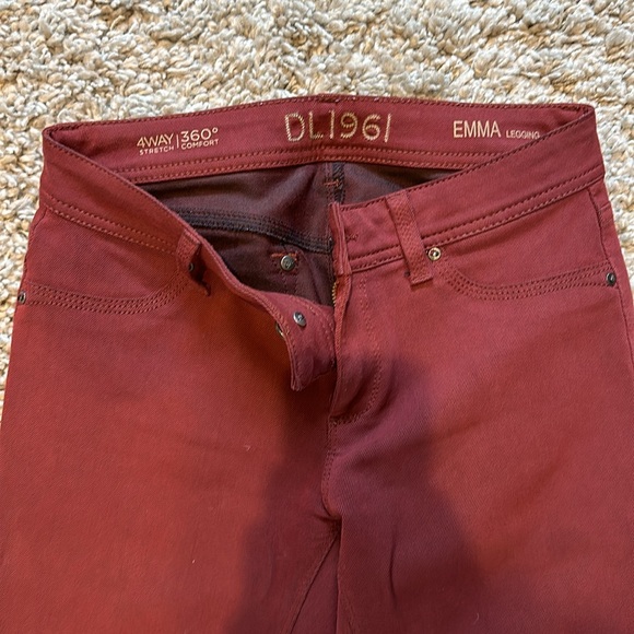 DL1961 Emma Legging - maroon denim size 26 - Picture 2 of 4